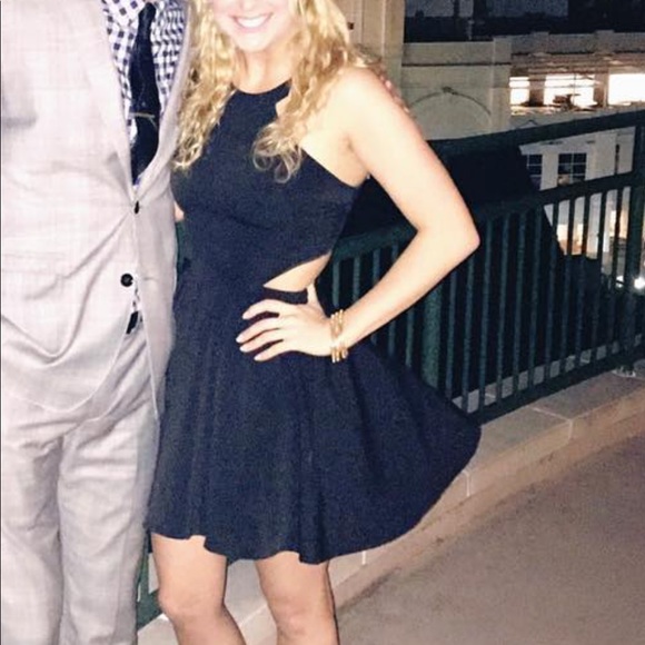 Express, Black, Size 2. Wore only twice! - Picture 3 of 4